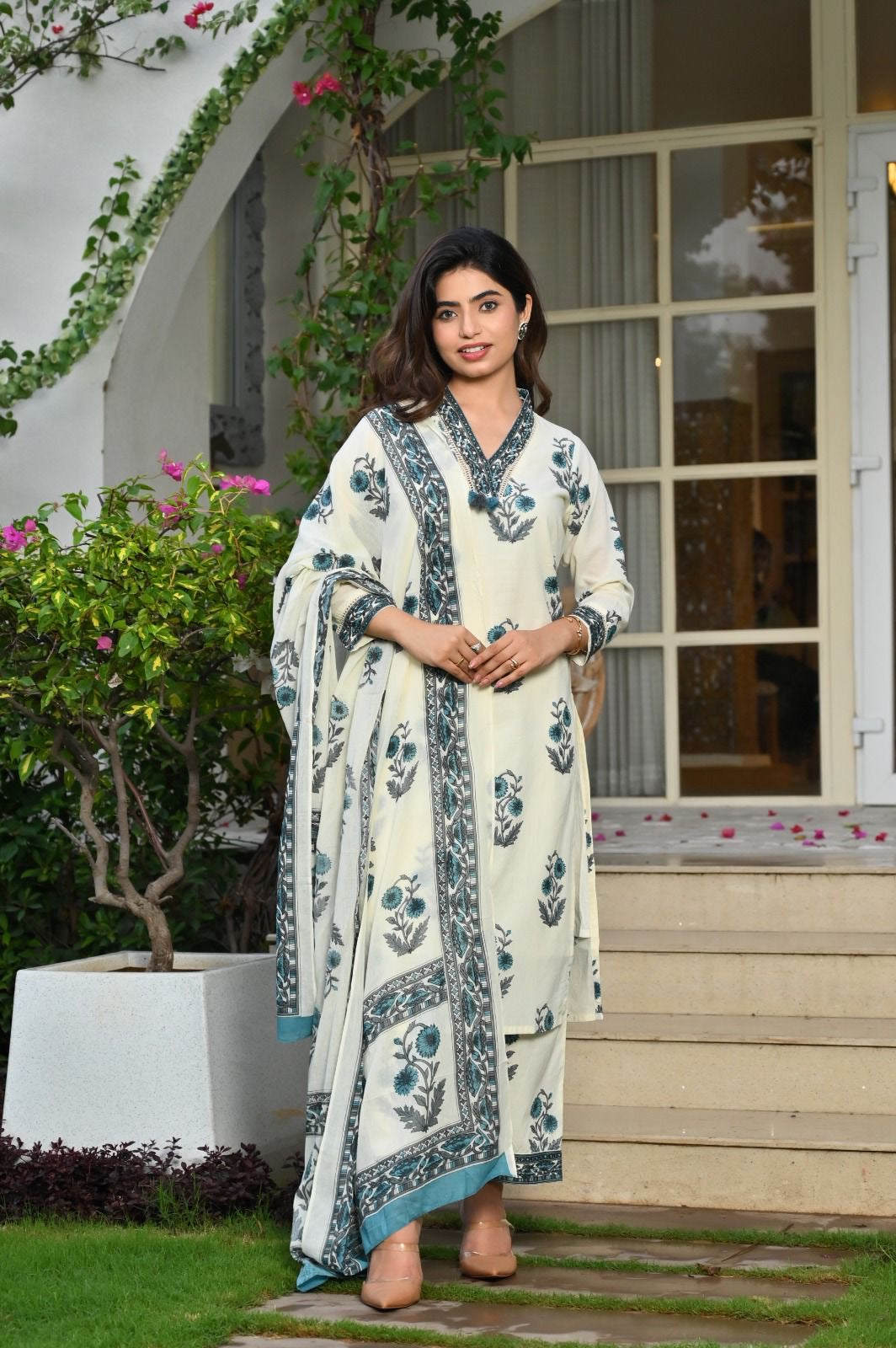 Noor-E-Ivory Handblock Kurta Set