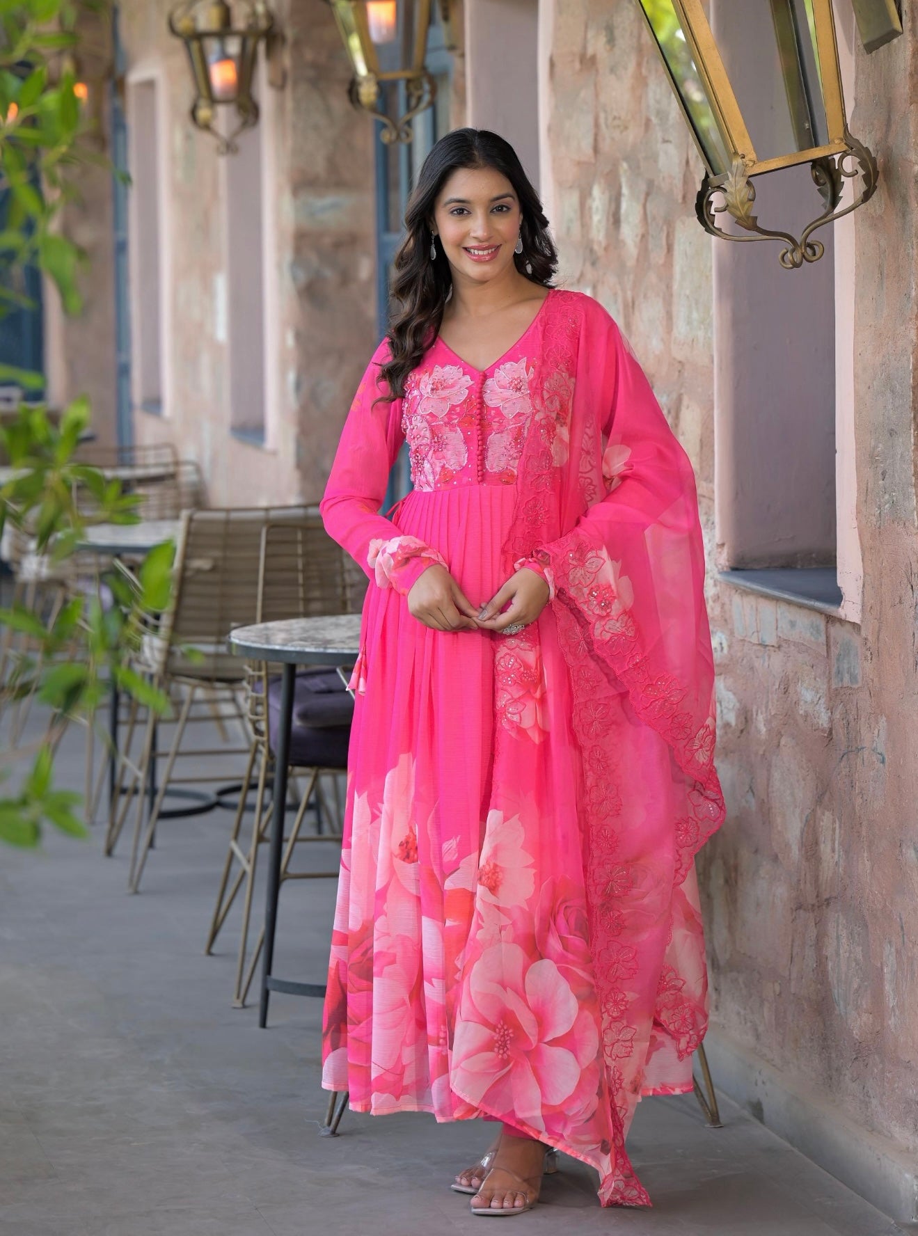 Featherlight Dreams – Chiffon Attire