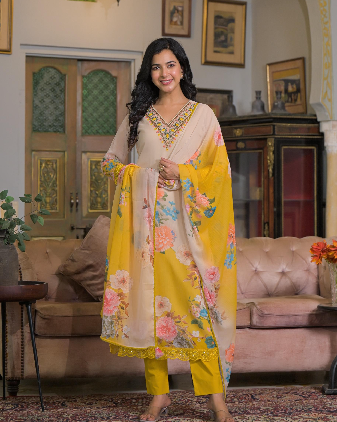 Chaandni Adaa Suit