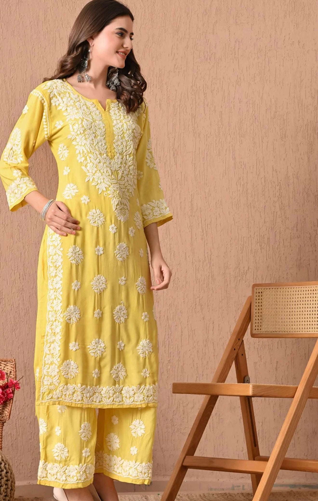Naaz-e-Modal Lucknowi Suit