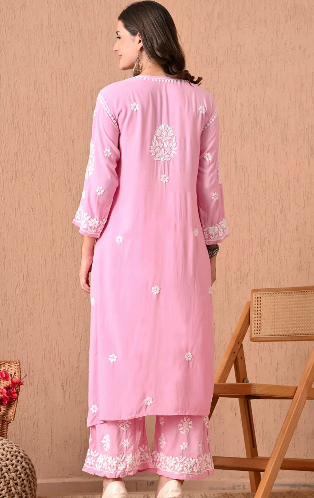 Naaz-e-Modal Lucknowi Suit