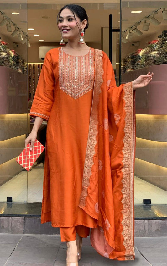 Roshan Riwaayat – Heritage Suit Set