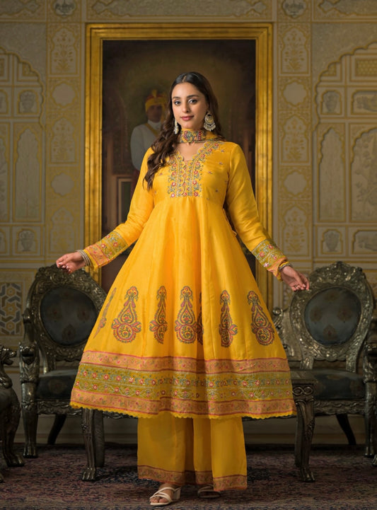 Tareefan – Everyday Ethnic Glam