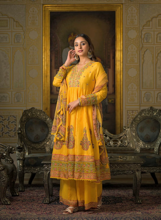 Tareefan – Everyday Ethnic Glam